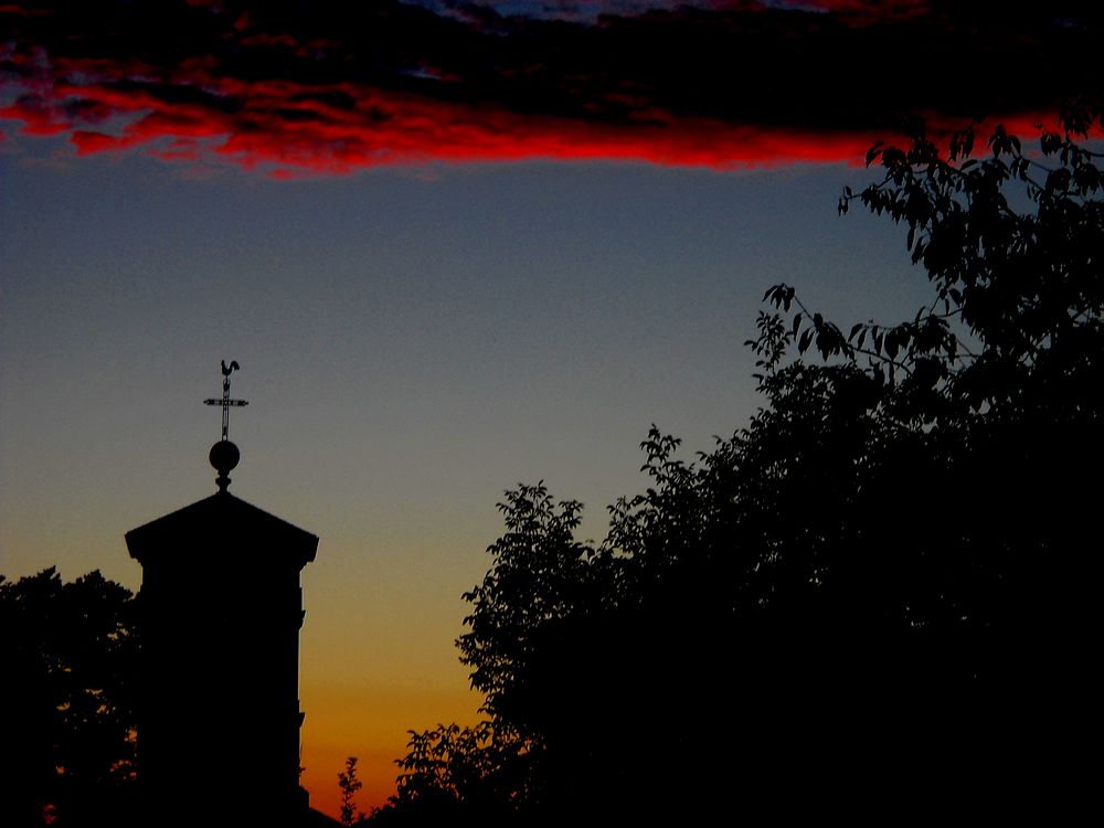 ROUGEURS DU SOIR ...........