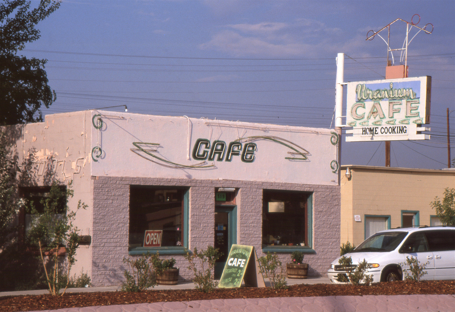 Route 66:  Uranium Cafe in Grants - New Mexico