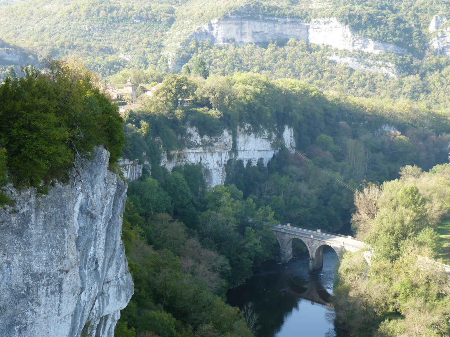Route des Corniches SaintAntonin Noble Val photo et image paysages