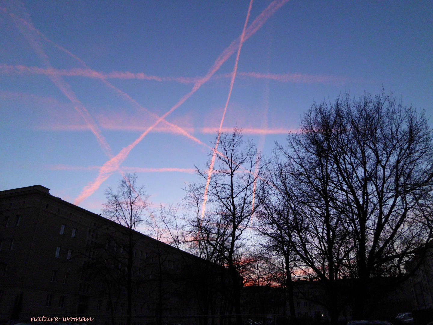 Routenplaner in the air (...oder welche Crew malt als Erste das Haus vom Nikolaus?...)