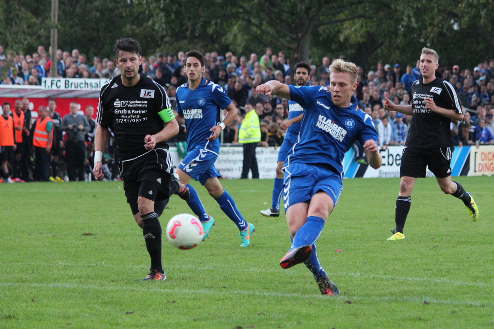 Rouwen Hennings (KSC)