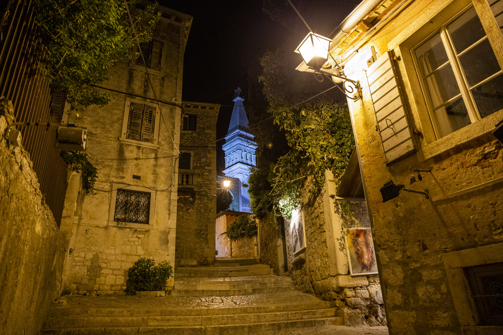 Rovinj - die Grisia am Abend