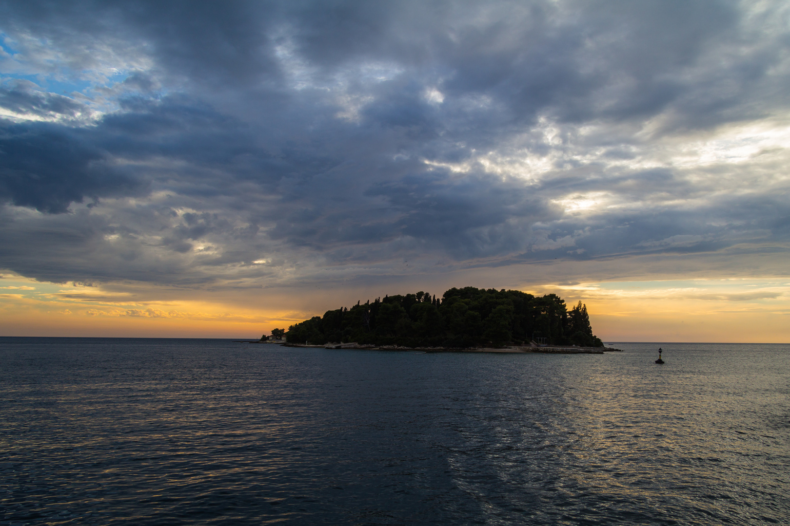 Rovinj - Insel Katharina bei Sonnenuntergang