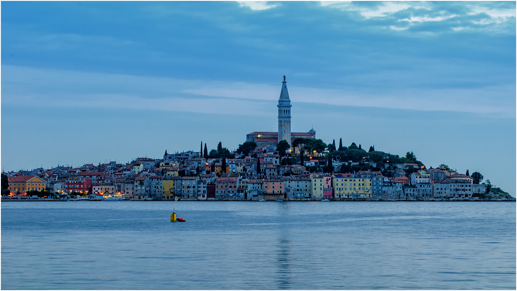 Rovinj zur blauen Stunde