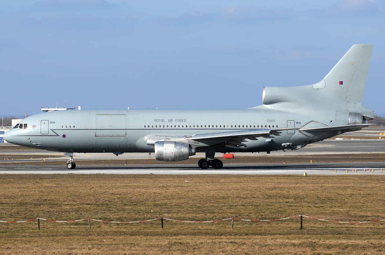 Royal Air Force - Lockheed L-1011 TriStar - ZD952