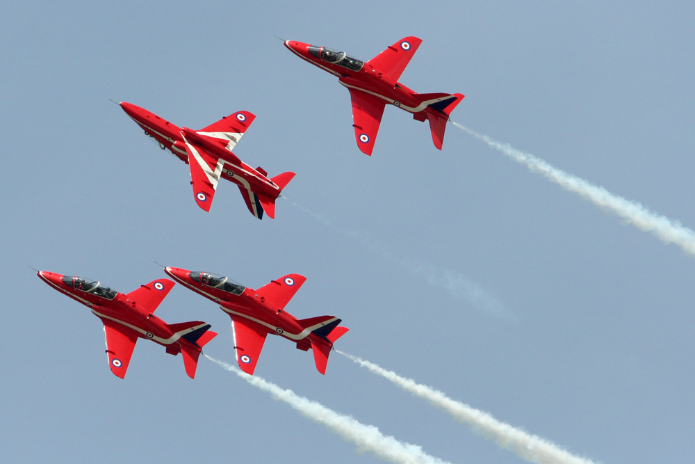 Royal Air Tattoo: Red Arrows