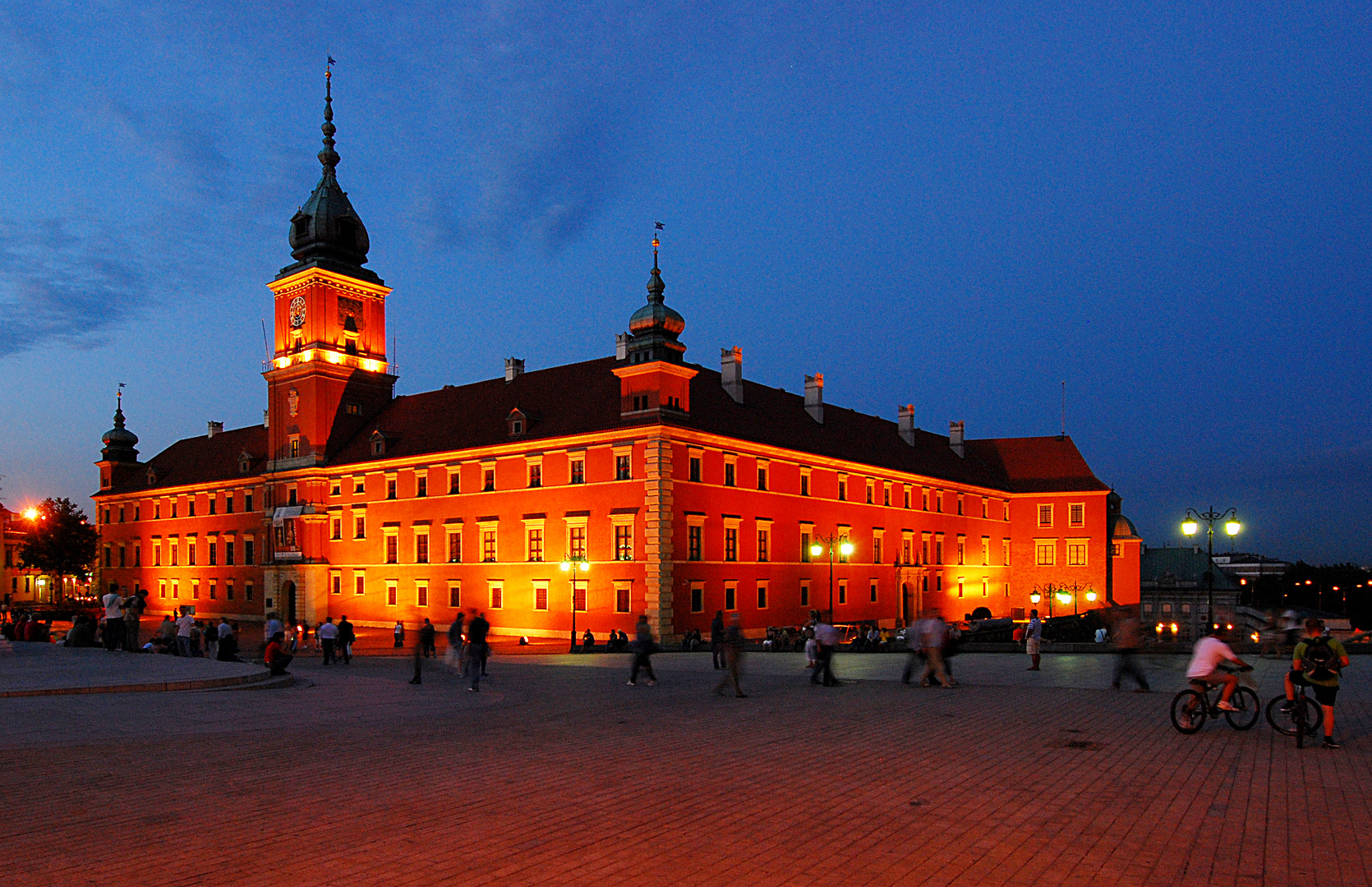 Royal Castle by night