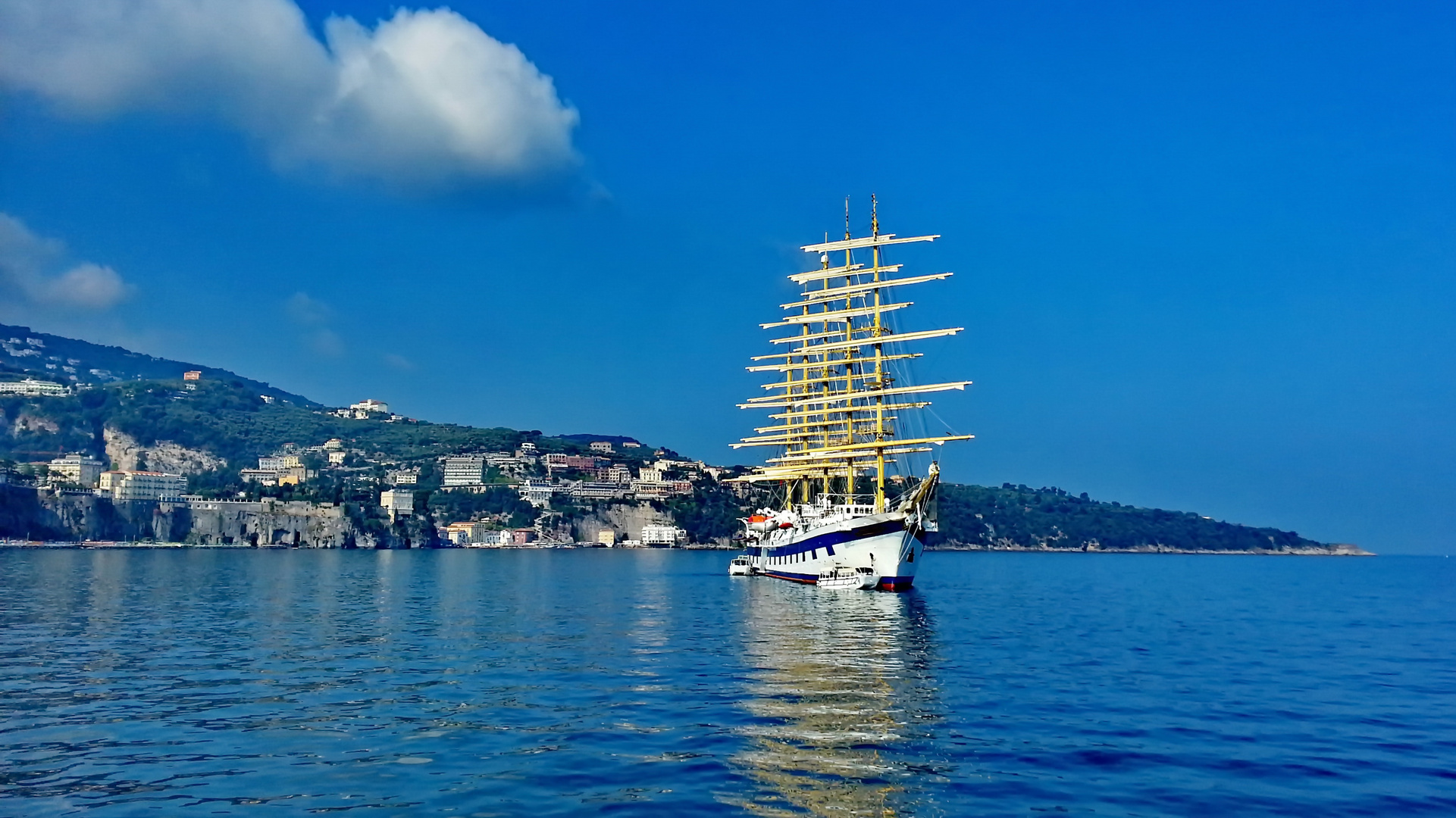 Royal Clipper in Sorrento