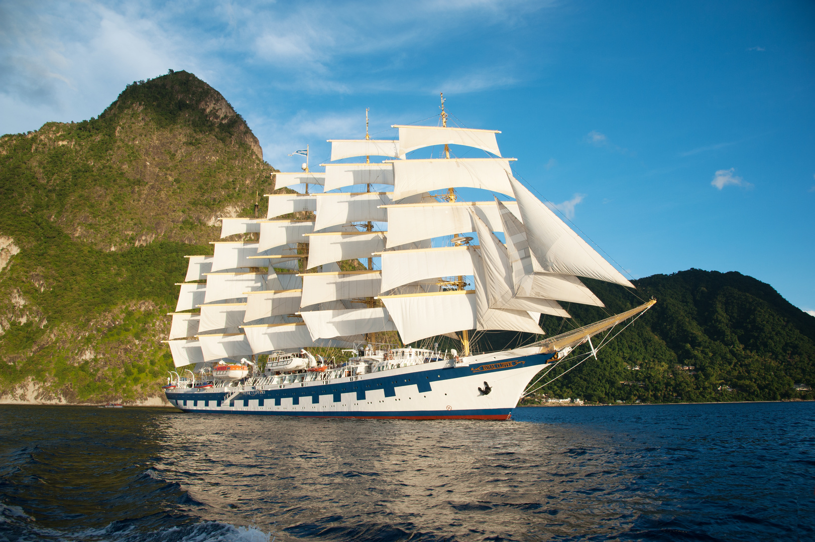 Royal Clipper vor St Lucia