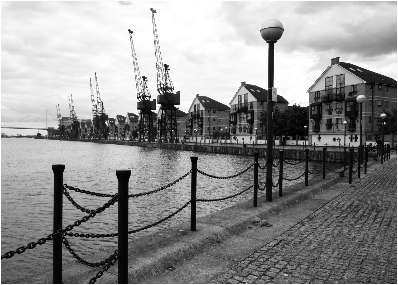 Royal Docks London - Britannia Village III