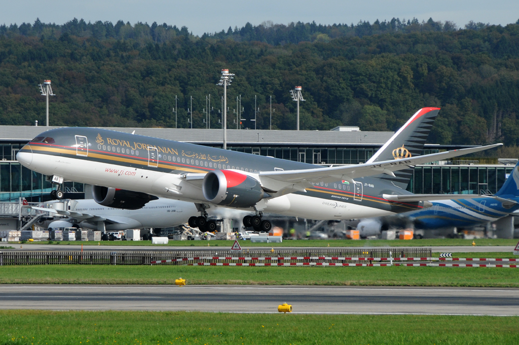 Royal Jordanian Airline Boeing 787-8 Dreamliner JY-BAB