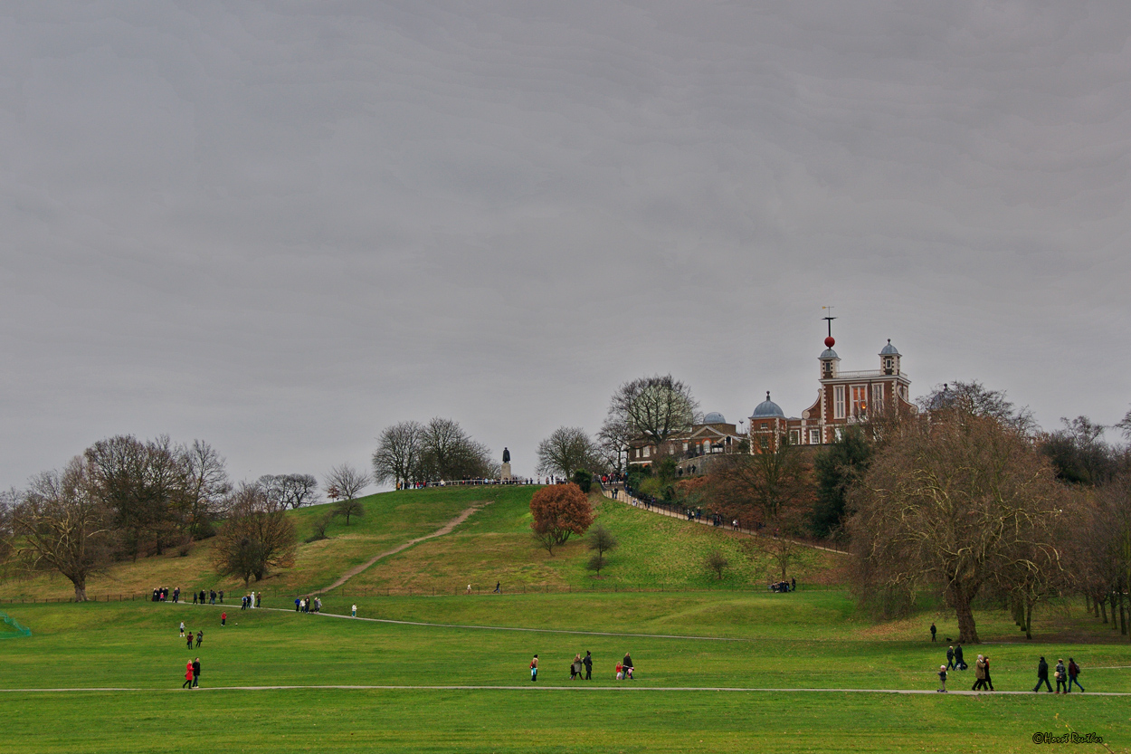 Royal-Observatorium in Greenwich / England an einem grauen Tag.