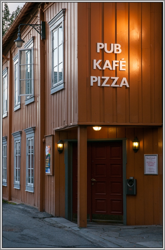 Røros Pub ...