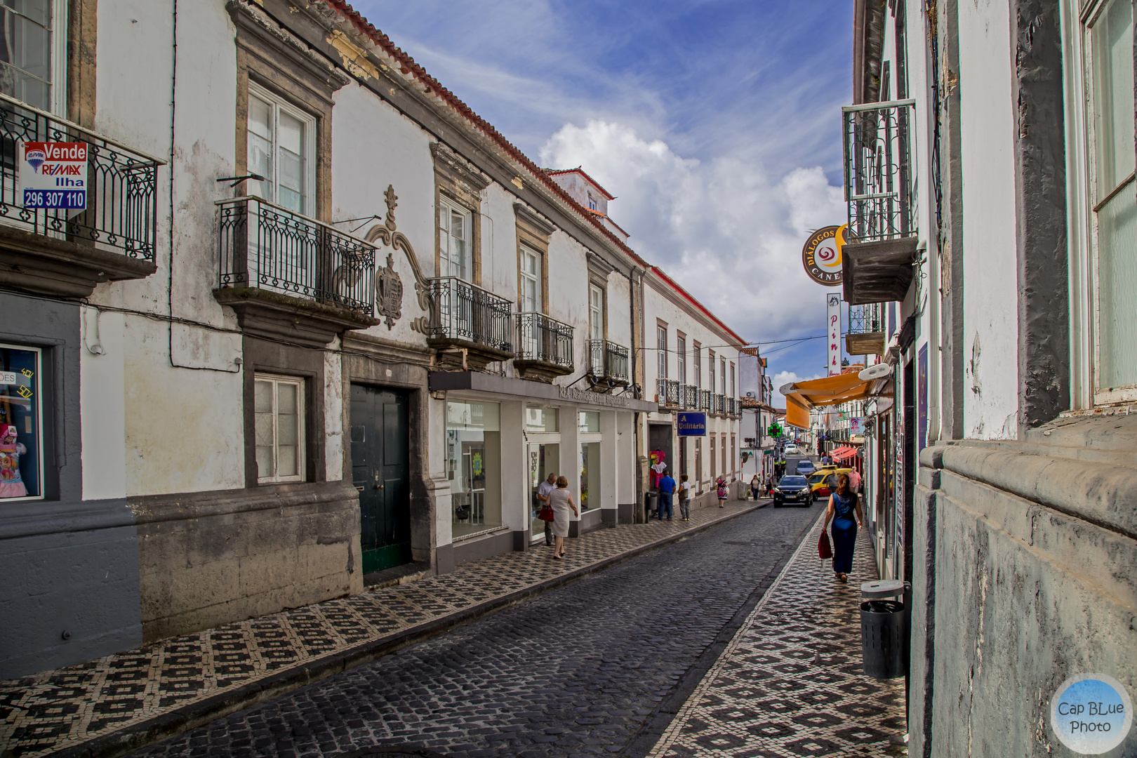 Rua Machado dos Santos - Einkaufsstrasse in Ponta Delgada