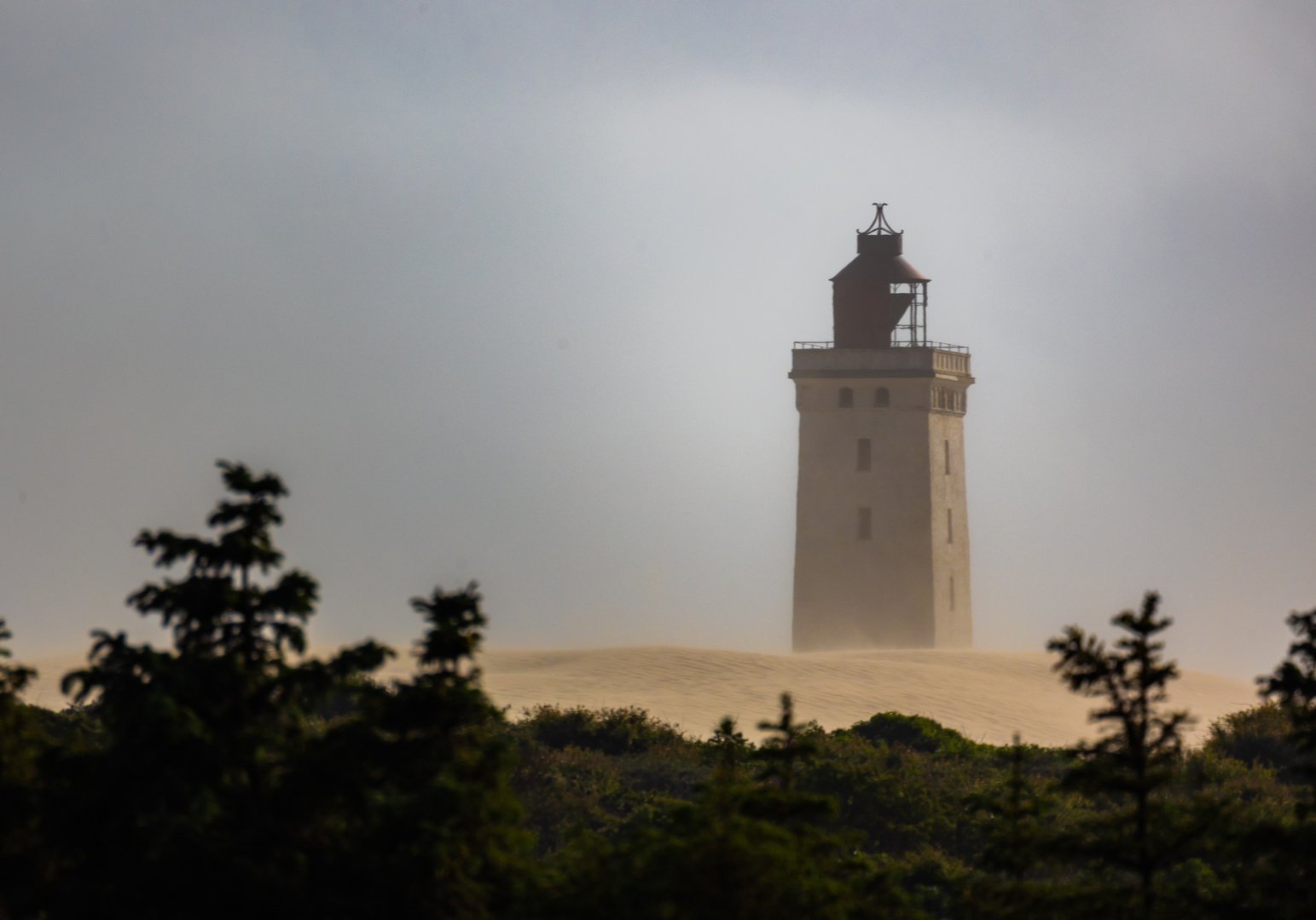 Rubjerg_Knude_Fyr_bei_Sandsturm-0147