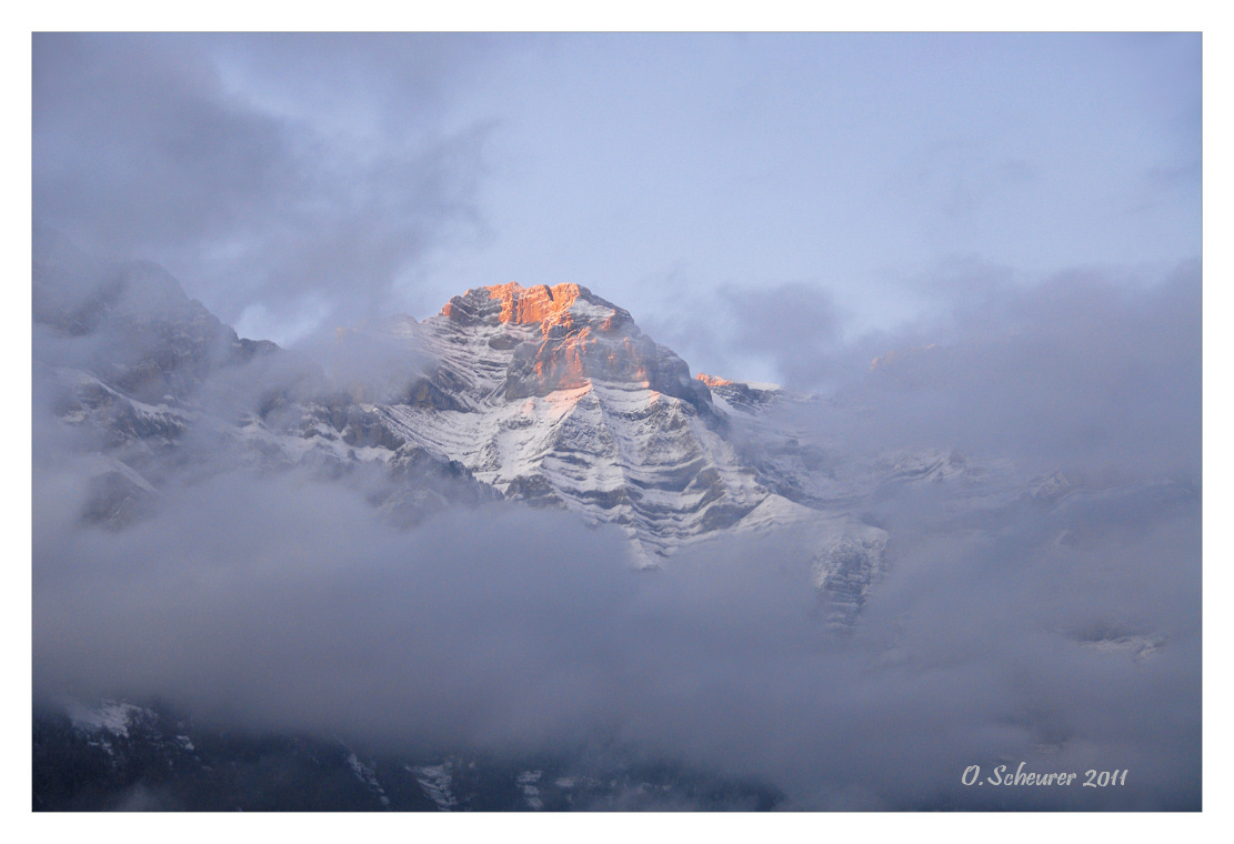 Ruchen im Glärnischmassiv im herbstlichen Morgenkleid