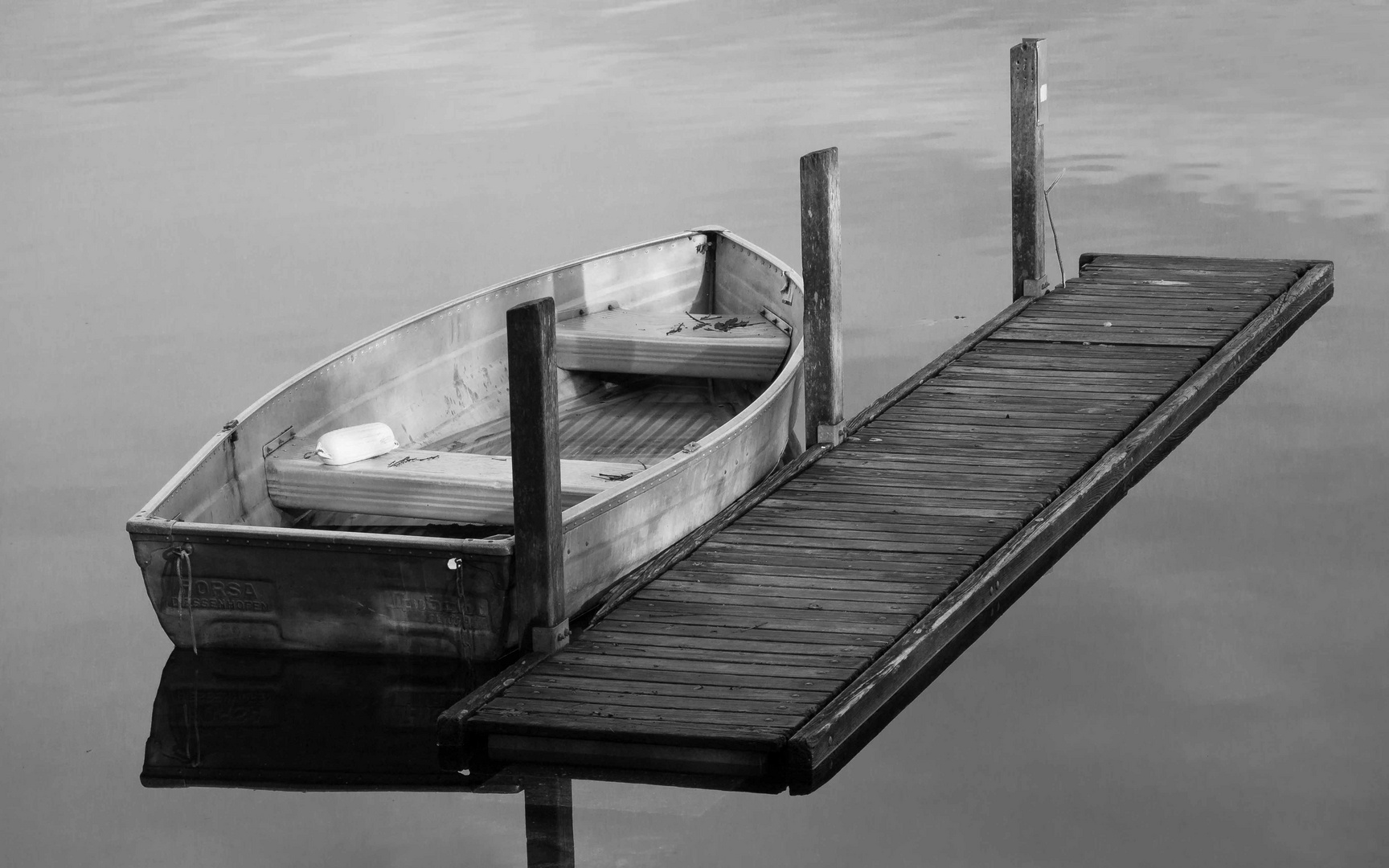 Ruderboot im Winter