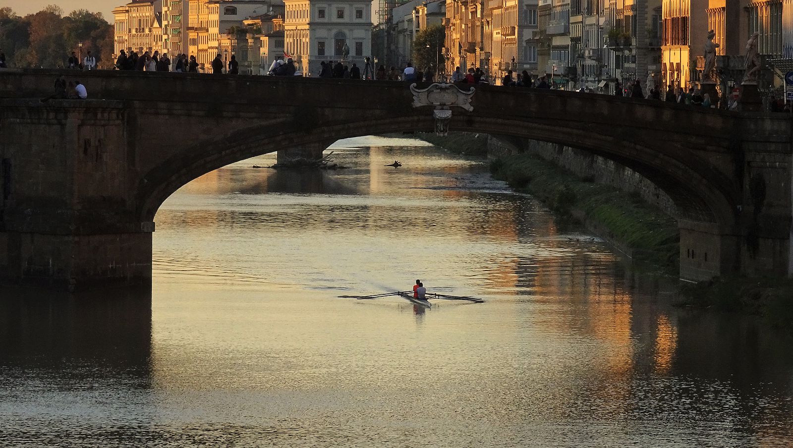 Rudern auf dem Arno