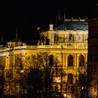 Rudolfinum bei Nacht