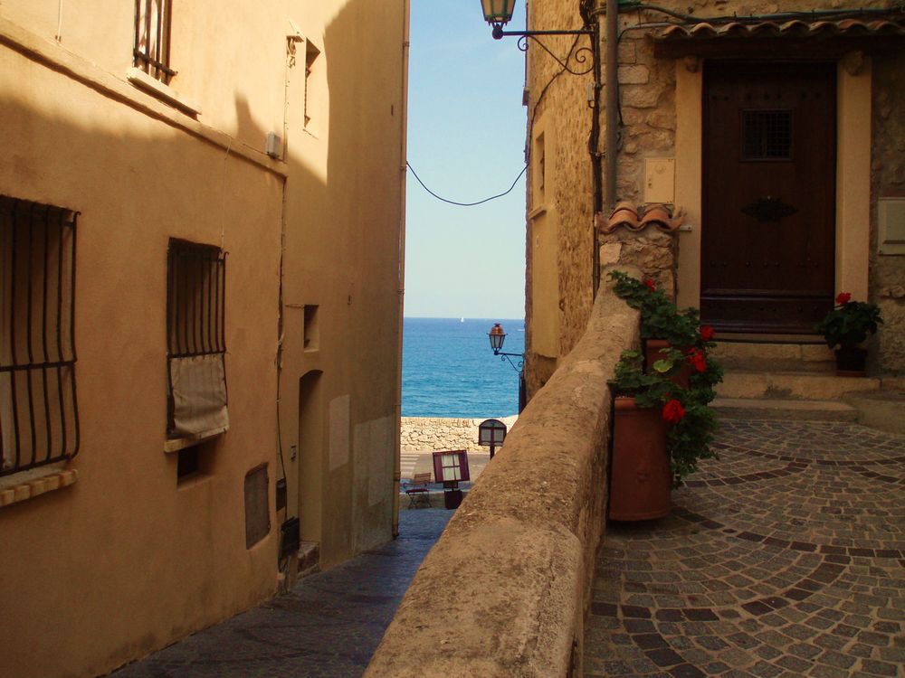 Rue avec vue sur mer von candice26200 