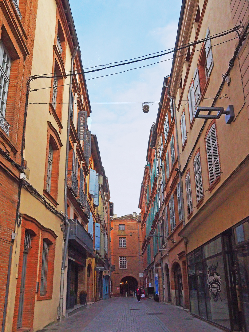 Rue Princesse, près de la Place Nationale