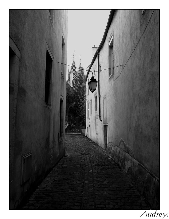 Rue sombre de Beaune