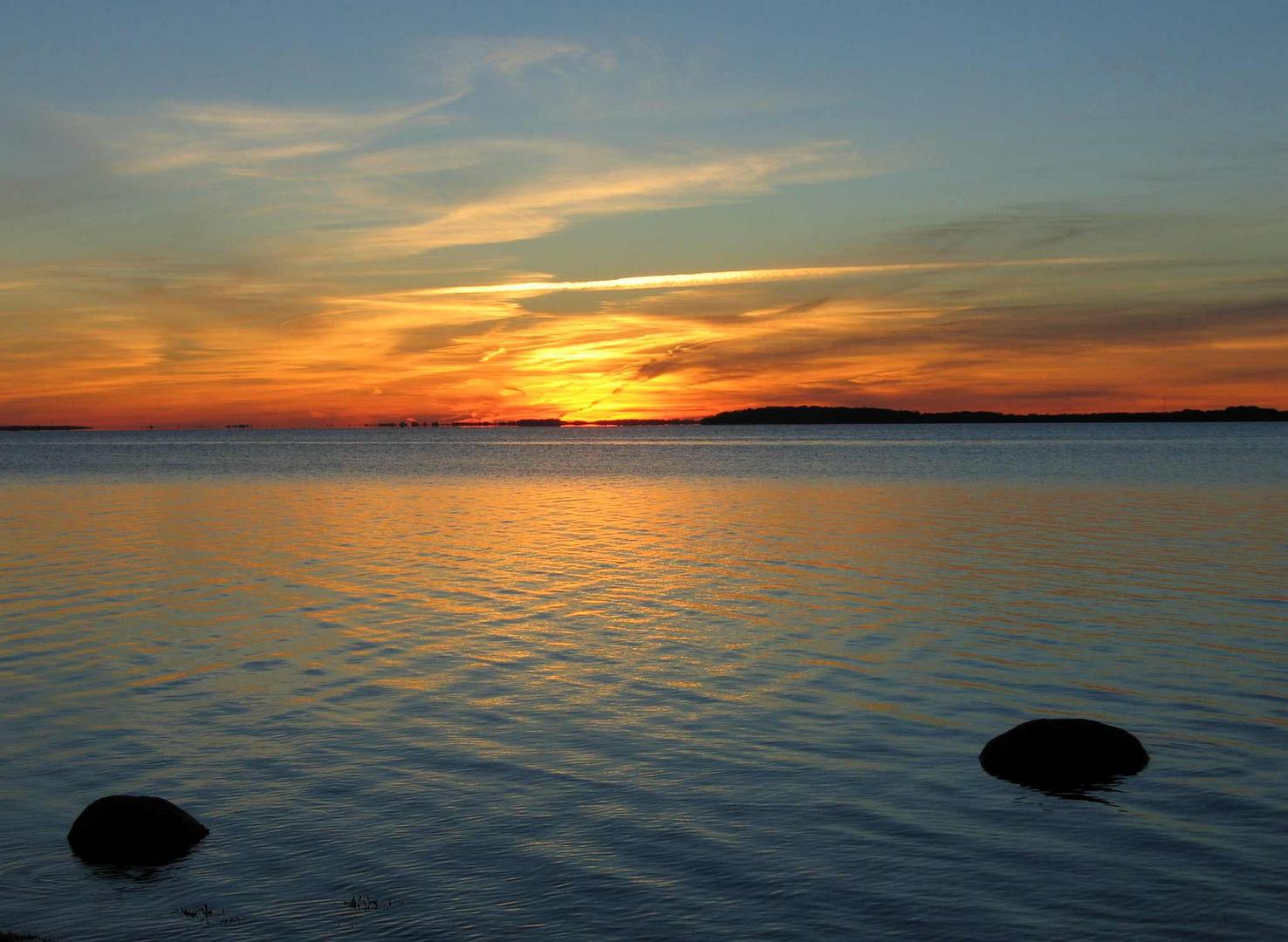 Rückblicke 5 - Sonnenuntergang am Zickerschen Höft...