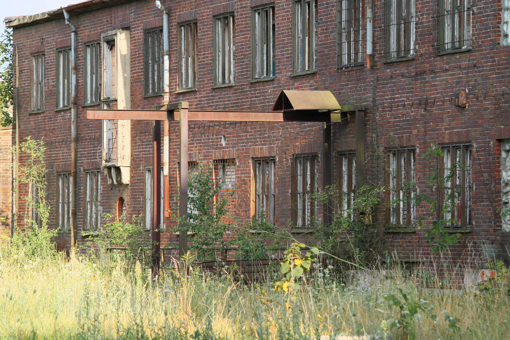 Rückseite Altes Flughafengebäude