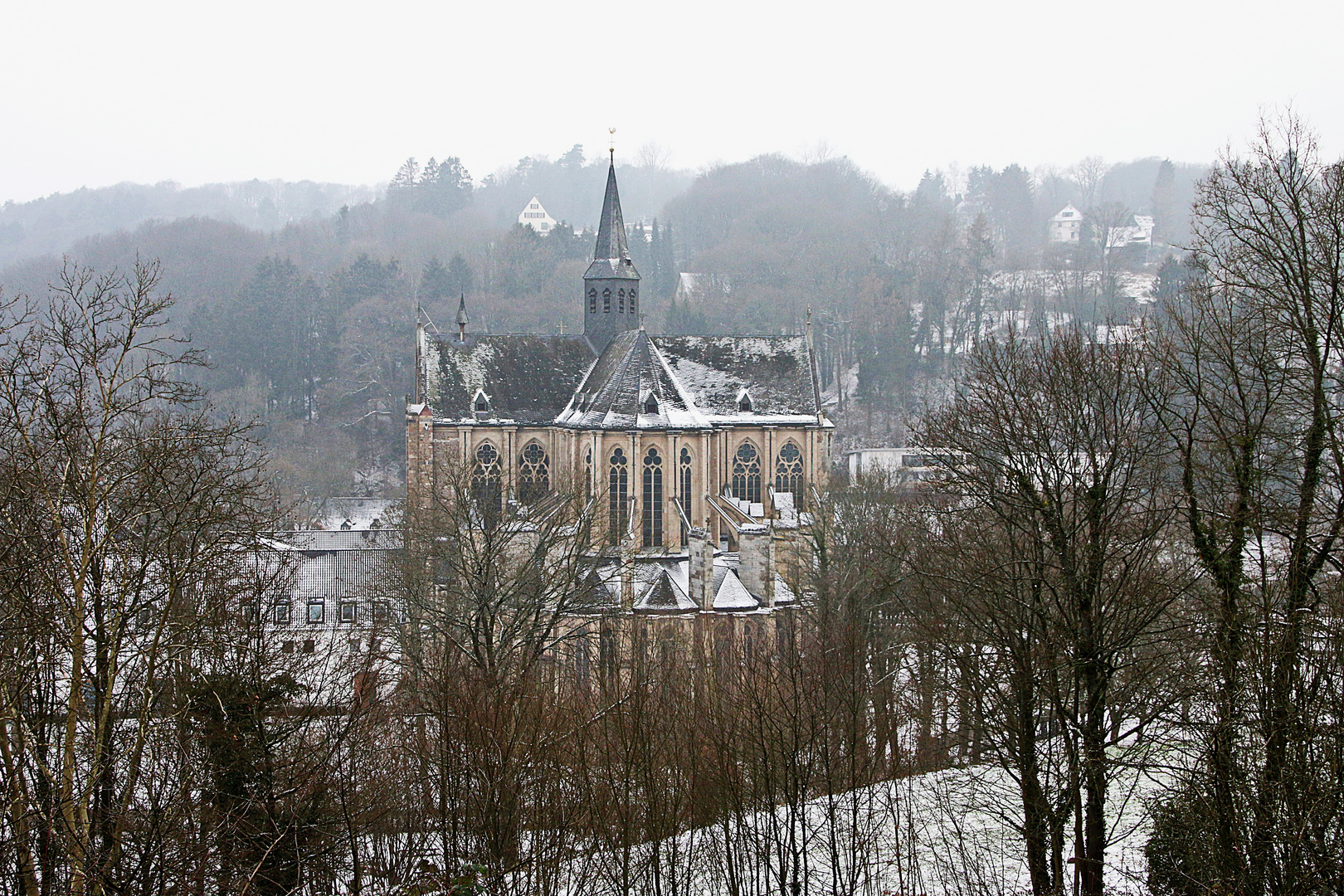 Rückseite des Altenberger Doms