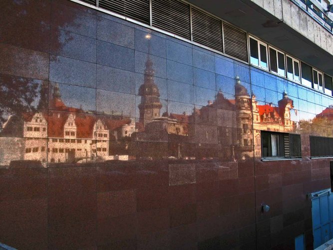 Rückseite des Kulturpalastes in Dresden