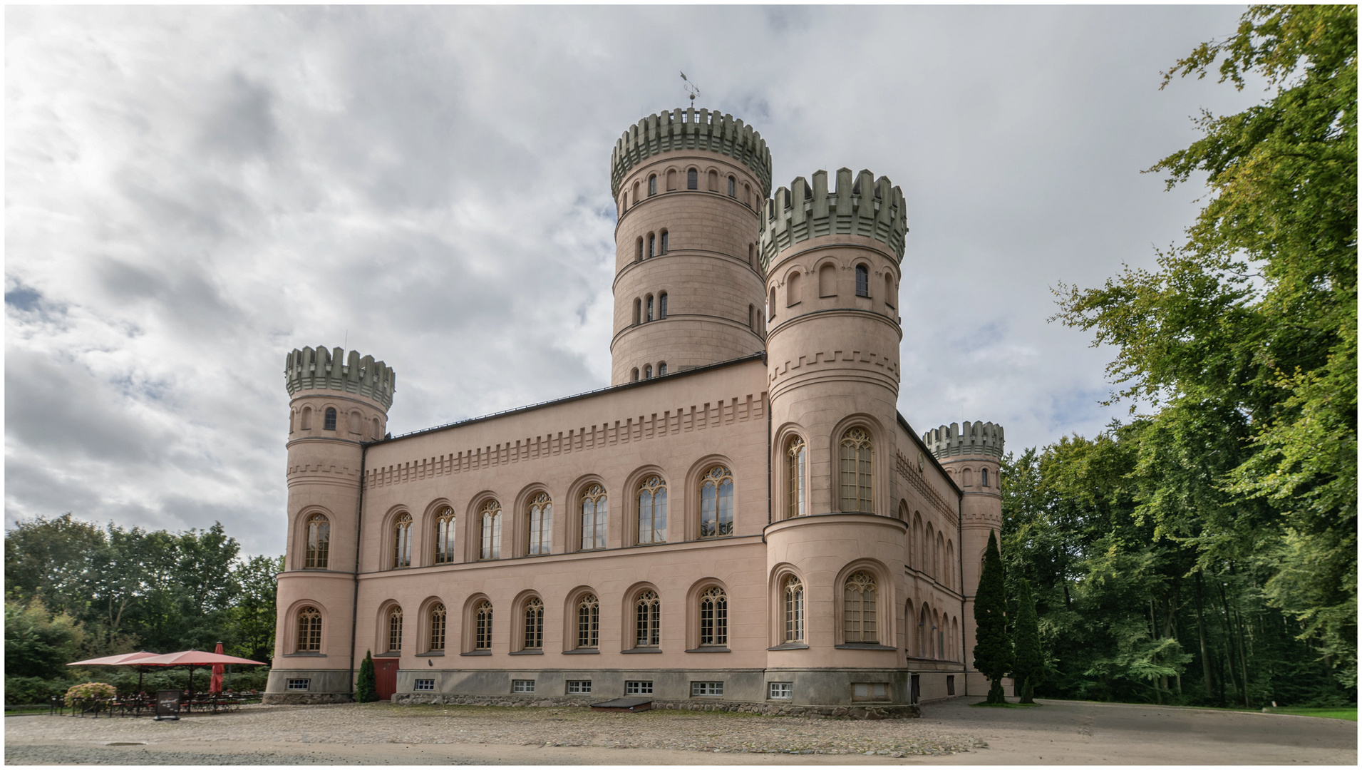Rückseite Jadgschloss Granitz
