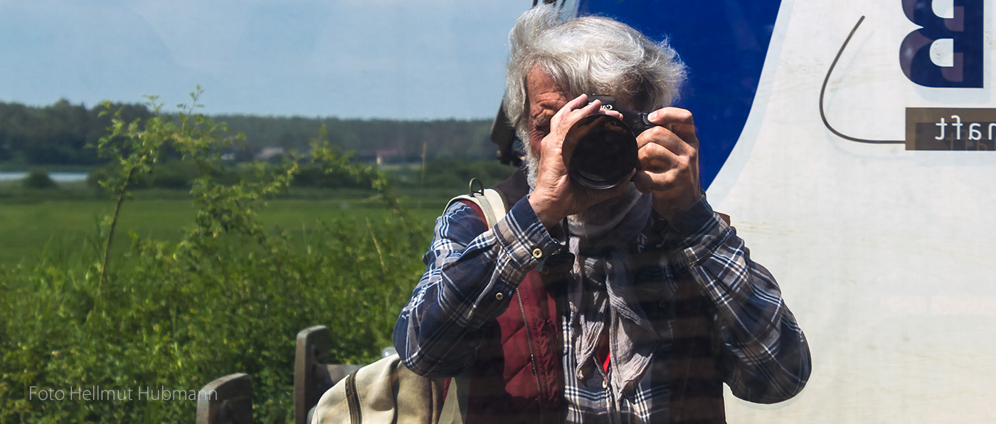 RÜCKSICHTSLOS GING DIESER TYP NICHT AUS DEN FOTOS