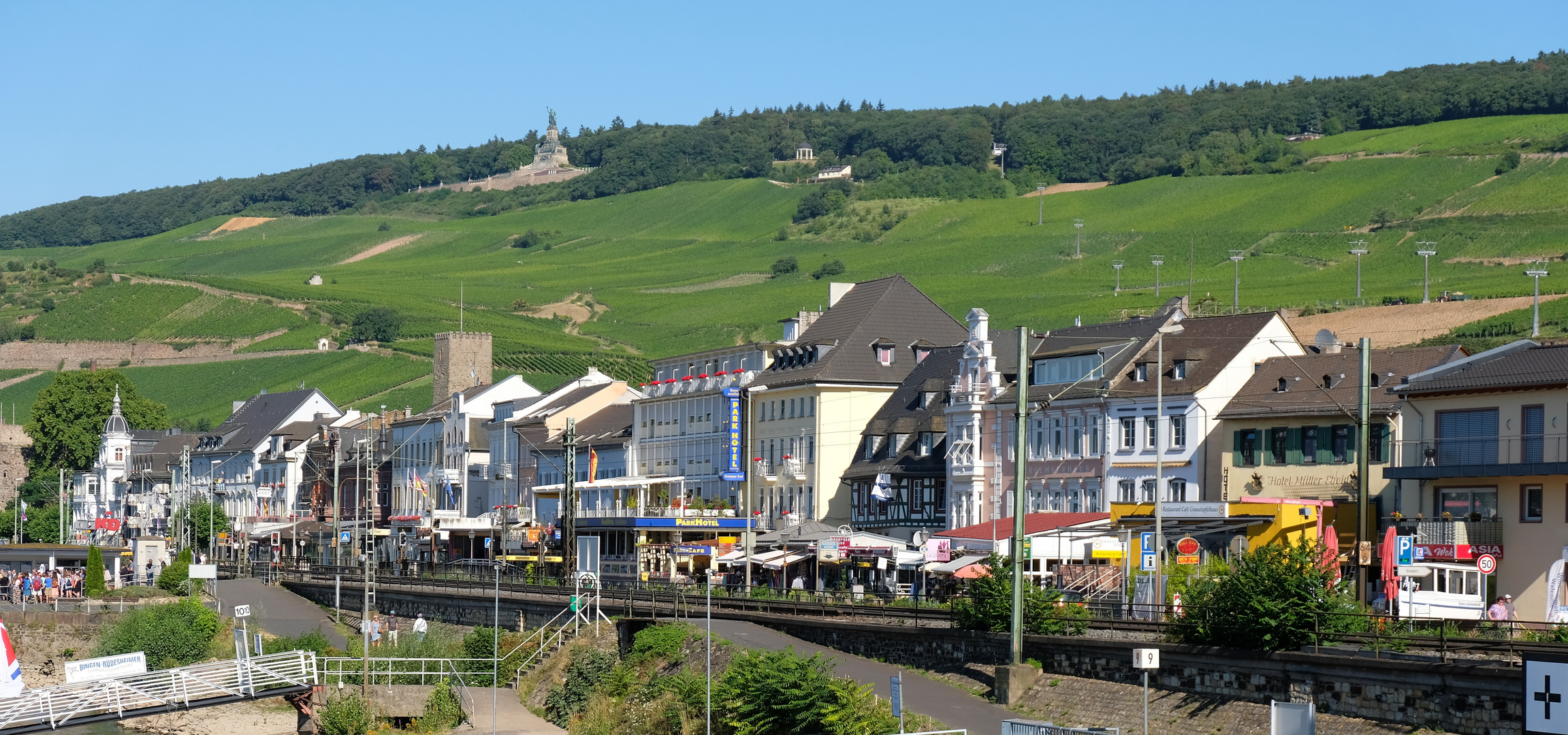 Rüdesheim.