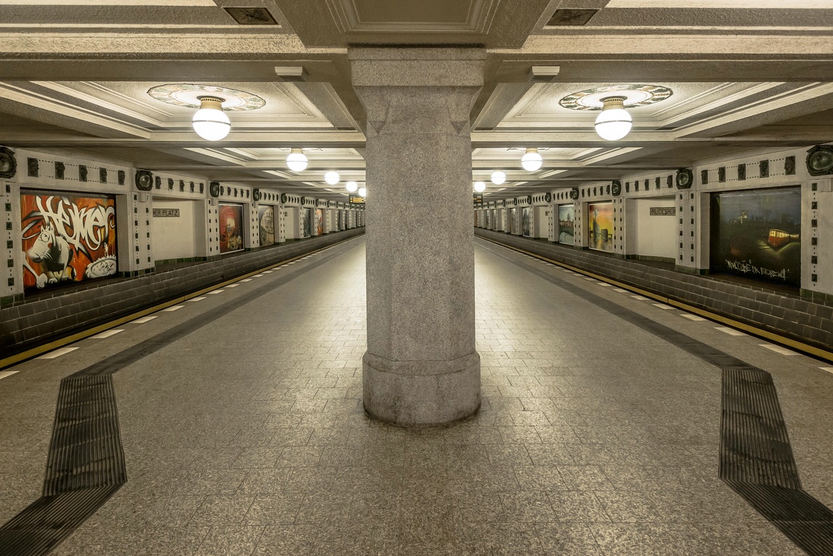 Rüdesheimer Platz, Berlin