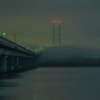 Rügenbrücke im Nebel