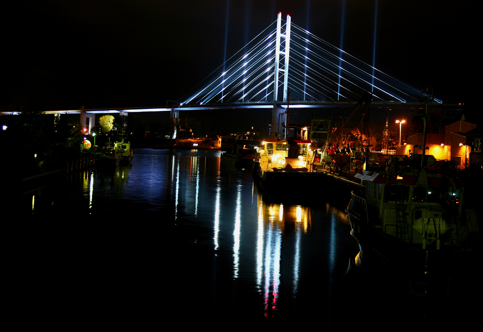 Rügenbrücke in der Illuminationsnacht 