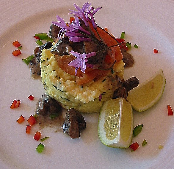 Rührei mit Lachs und Steinpilzen...