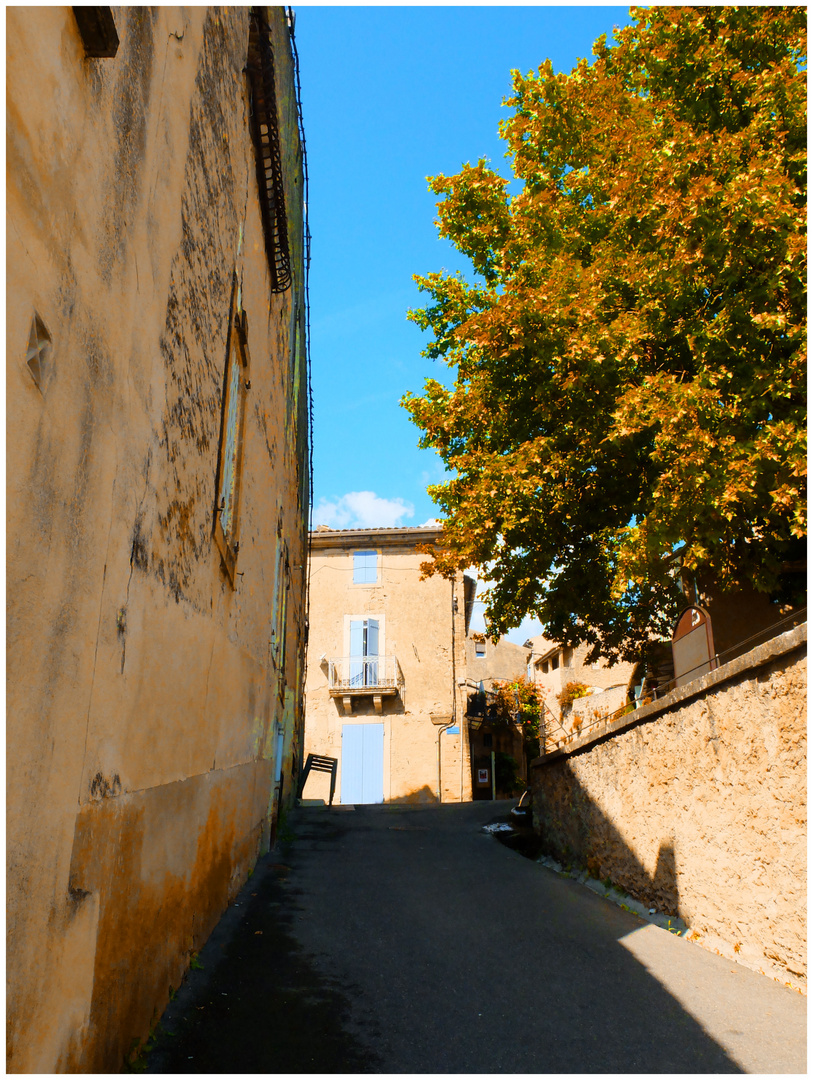 Ruelle en Luberon