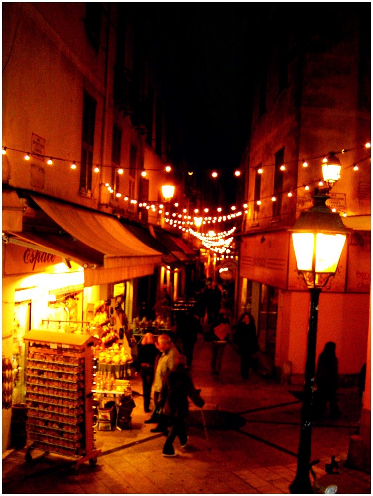 Ruelle niçoise, vieux Nice