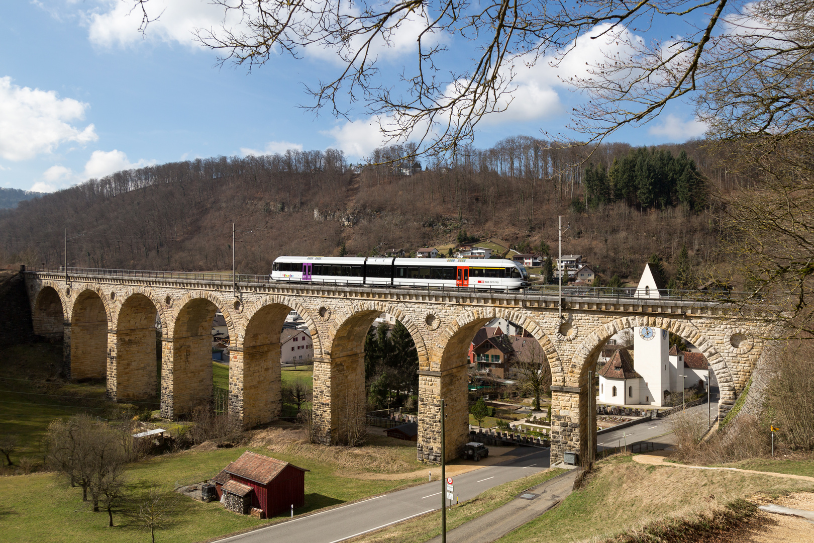 Rümlingen | CH-BL (Basel-Landschaft) | 10.03.2017 | Thurbo-RABe 526 701-8 "Kanton Thurgau"