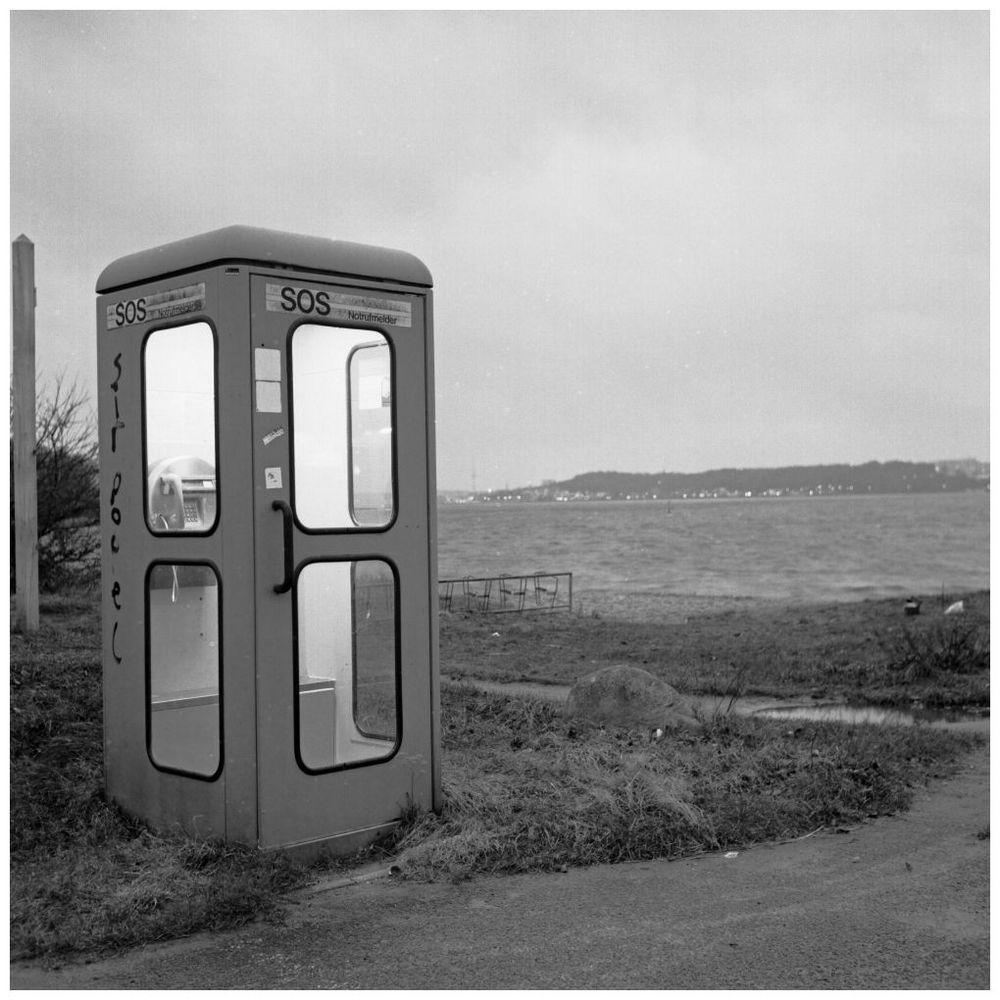 Ruf doch mal an Foto & Bild | fotokunst, monochrome fine art, spezial