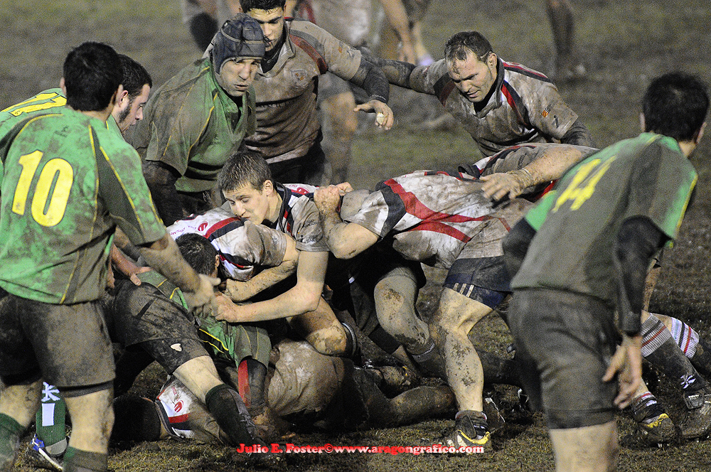 Rugby.