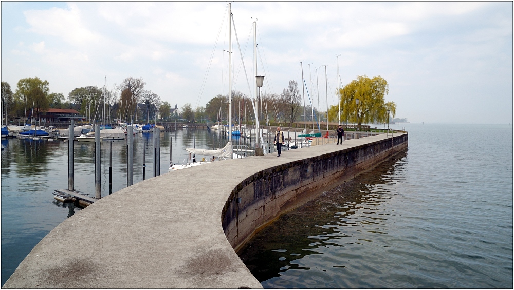 ... Ruhe im Segelhafen ...