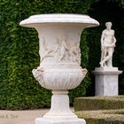 Ruhe und Idylle im Barockgarten vom Schloss Versailles