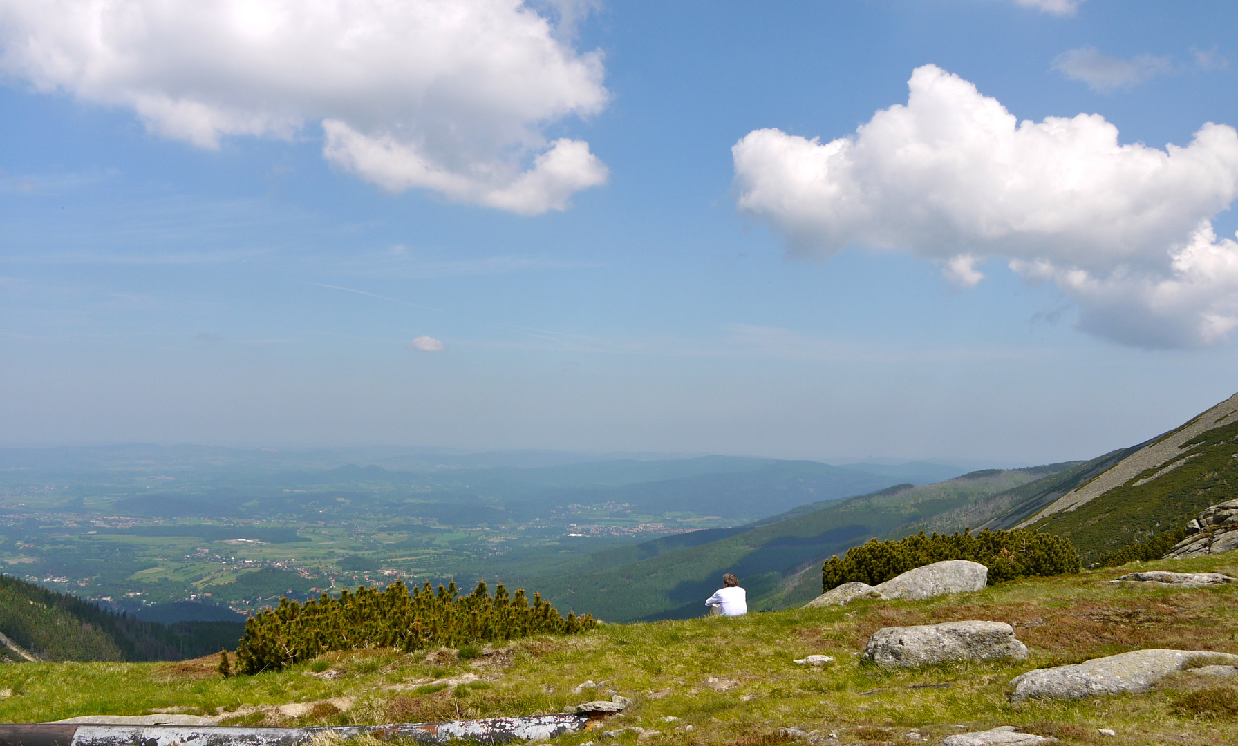 Ruhe und Schönheit geniessen Blick von der Schneekoppe