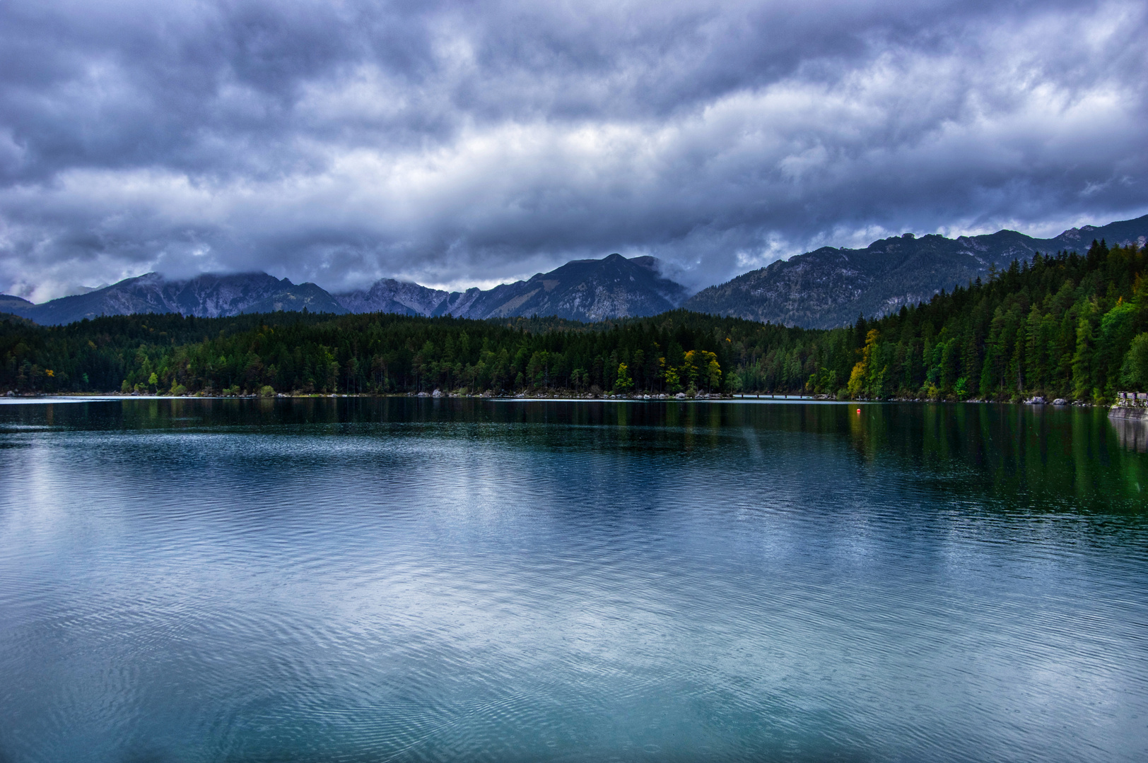 ....Ruhe und Stille...am Eibsee 