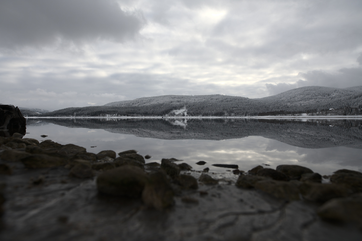 Ruhende Spiegelung im Schluchsee