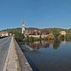 Ruhig zieht der Fluss vorbei