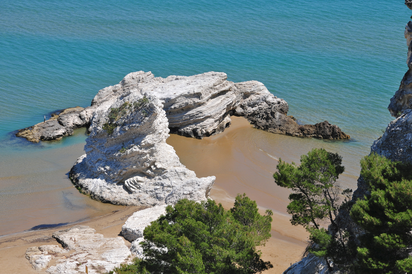 ruhiger Strandabschnitt in Apulien