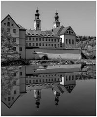 ruhiges flussgewässer